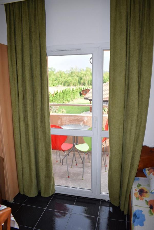 Apartament Srebrna Nit Veliko Gradište Zewnętrze zdjęcie