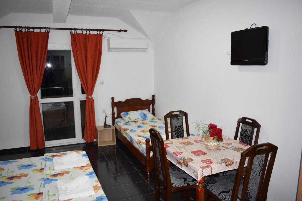 Apartament Srebrna Nit Veliko Gradište Zewnętrze zdjęcie